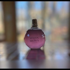 Molton Brown Fiery Pink Pepper Festive Bauble Ornament Bath & Shower Gel